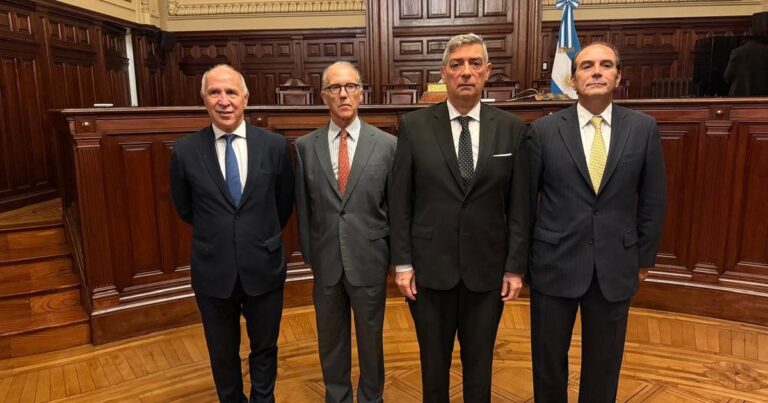 Renunció Manuel García-Mansilla y la Corte Suprema vuelve a funcionar con sólo tres miembros