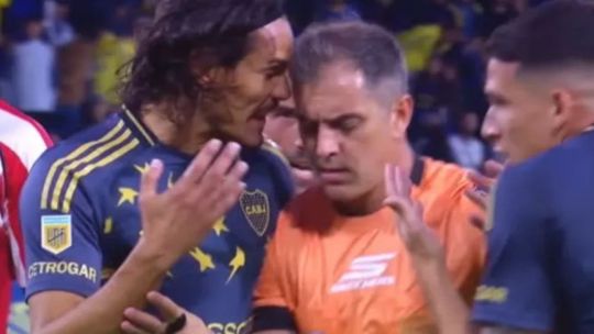 Lo que la TV no mostró del picante cruce entre Cavani y Echenique: «Leé el reglamento»