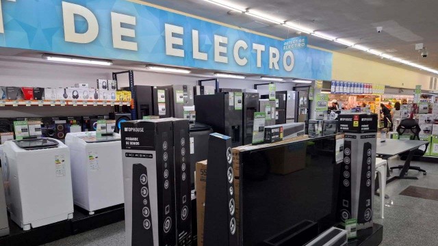 Outlet Coto vende TV, heladeras y lavarropas baratos: se puede ahorrar hasta $600.000