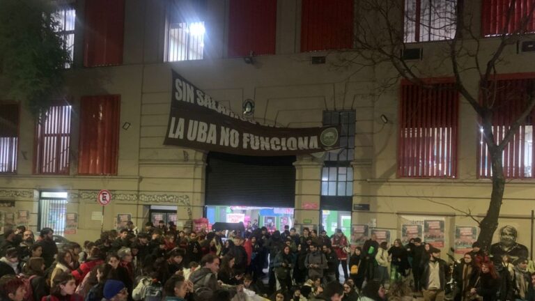 Primeras tomas en facultades de la UBA por el fallo de la Corte Suprema contra Cristina Kirchner