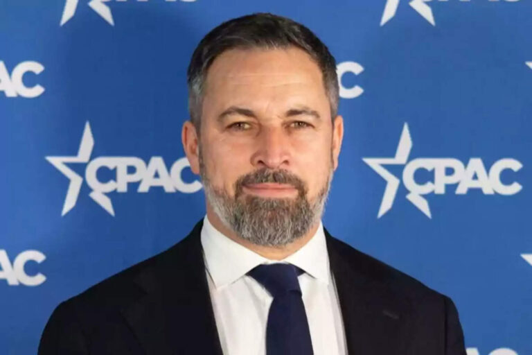 Abascal redobla la apuesta y pide que Pedro Sánchez vaya a la cárcel