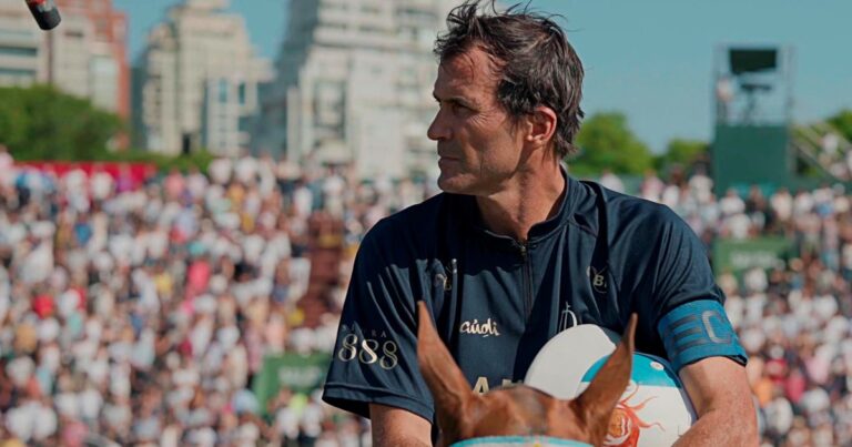 Adolfo Cambiaso con Olé: su nueva serie, Cuartetera como Messi, los clones y más