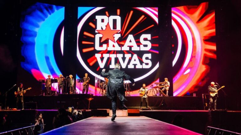 Miguel Mateos celebró 40 años de su álbum «Rockas vivas» con un increíble show