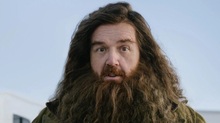 «Harry Potter»: Nick Frost se transforma en Hagrid en un nuevo adelanto de la serie de HBO