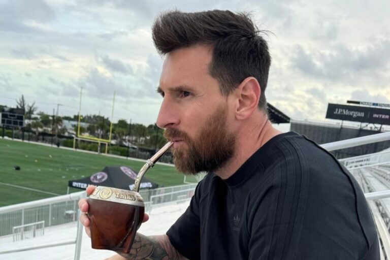 Leo Messi subió una foto de su mate y un detalle grabado llamó la atención de todos