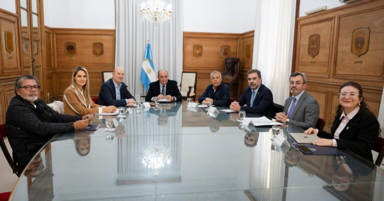 Javier Milei y sus medidas, EN VIVO: el Gobierno reúne al Consejo de Mayo y busca avanzar con la reforma laboral