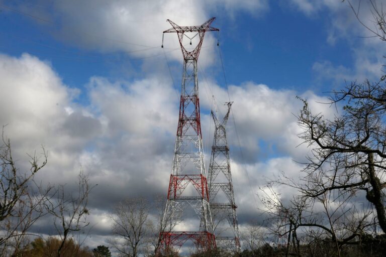 El Gobierno pone en venta Transener y podría recaudar más de US$150 millones