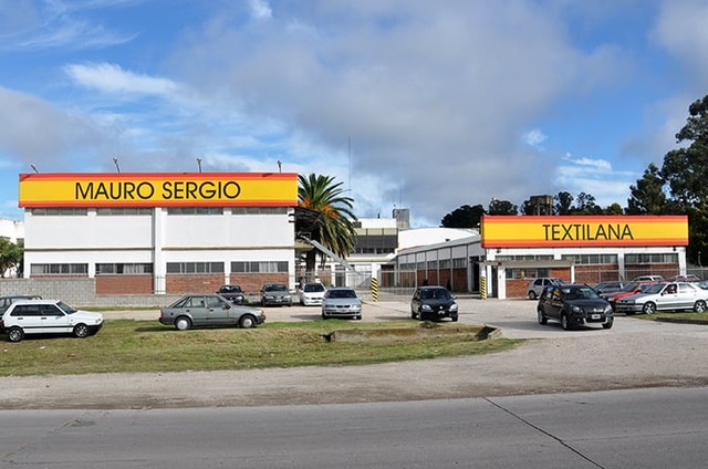 Efecto Temu: por importación abierta, histórica marca de sweaters y jeans activó despidos