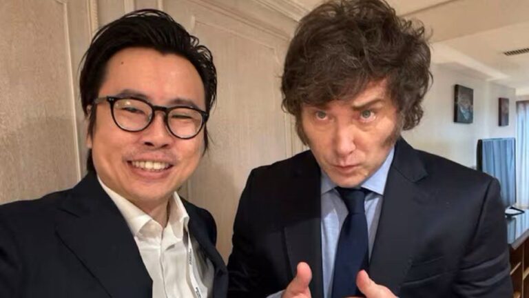 Escándalo: denuncian que Javier Milei se reunió con un empresario con identidad falsa