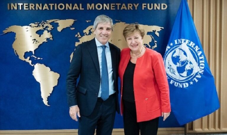 No hay plata para jubilados y discapacidad? El Gobierno pagó U$S 780 millones al FMI