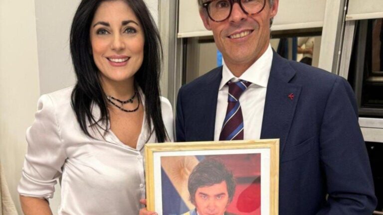 Imputaron por lavado de dinero a Foster Gillet, empresario cercano a Javier Milei