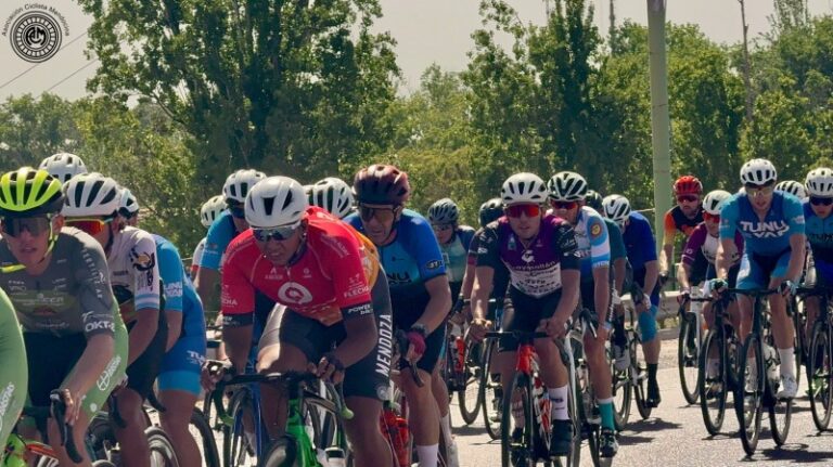 Las rutas rugen ante la marcha del ciclismo mendocino