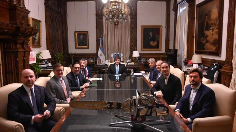 Javier Milei recibió a directivos de MidOcean Energy en Casa Rosada