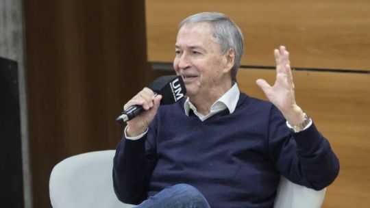 Schiaretti recibió el alta médica y asumirá como diputado en febrero