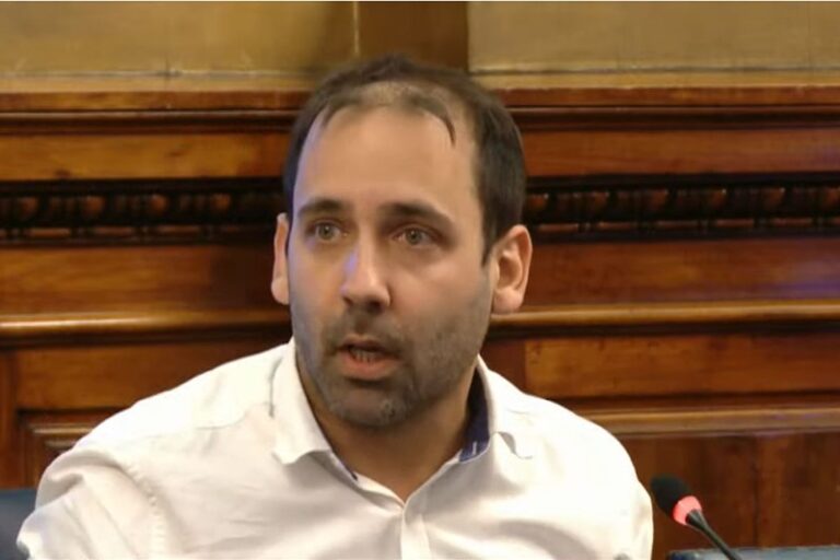 Pelear? ni hablar: Itai Hagman da por perdida la reforma laboral y se llena la boca con el 2027