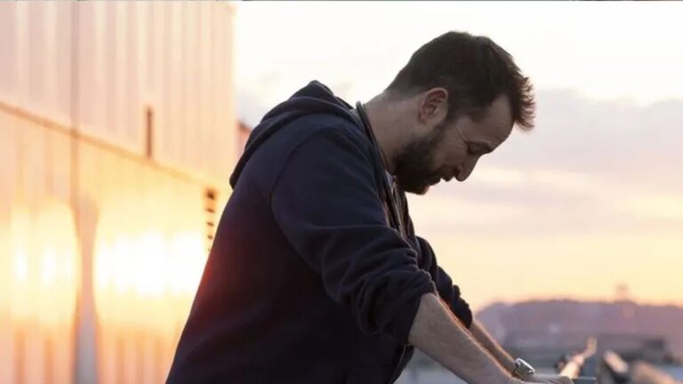 «The Pitt»: HBO Max lanza el octavo episodio cargado de tensión